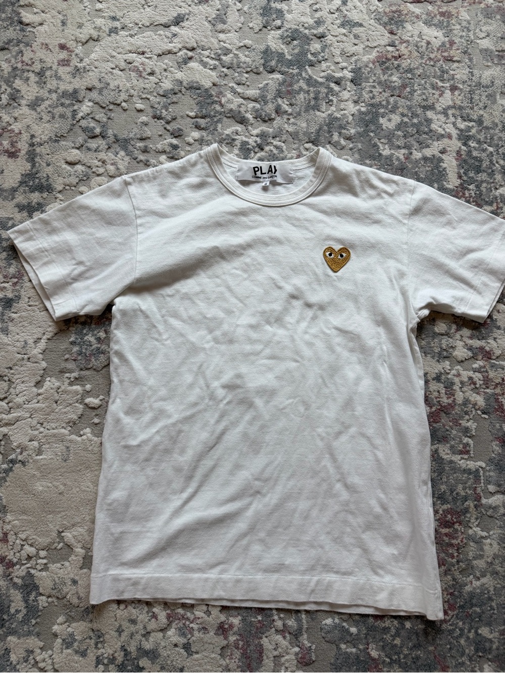Comme des Garcons PLAY White T-Shirt with Gold Heart Patch